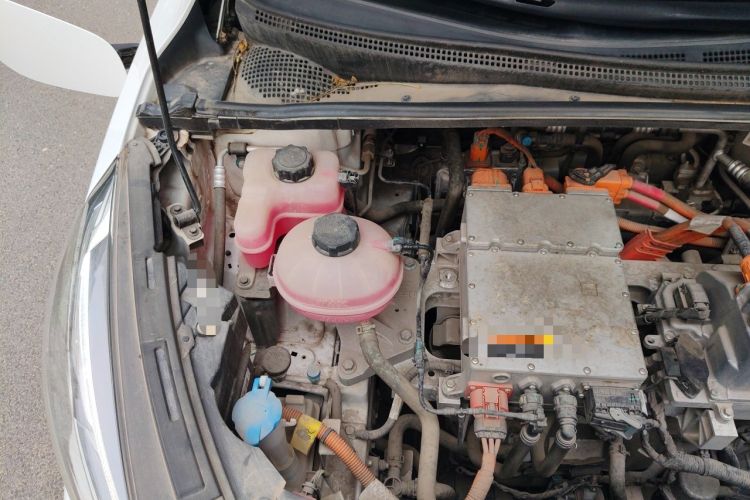 Used Geely Auto Emgrand GSe 2018 Zunshang Model Engine Bay Right