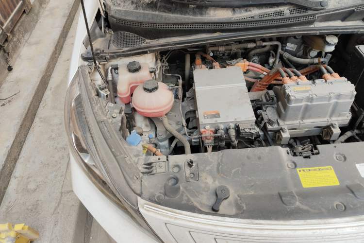 Used Geely Auto Emgrand GSe 2018 Zunshang Model Engine Bay Right