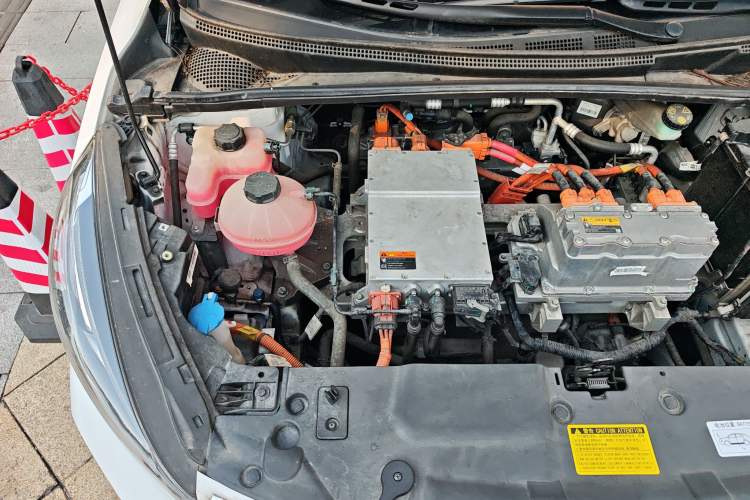 Used Geely Auto Emgrand GSe 2018 Zunshang Model Engine Bay Right