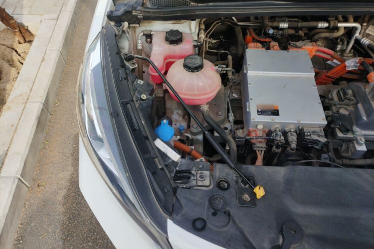Used Geely Auto Emgrand GSe 2018 ZhenShang Model Engine Bay Right