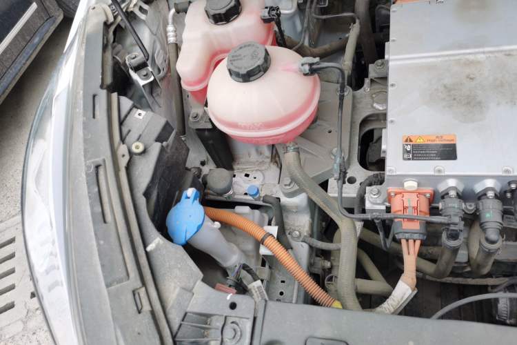 Used Geely Auto Emgrand GSe 2018 Zunshang Model Engine Bay Right