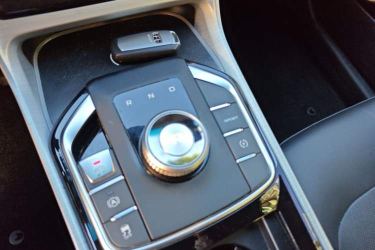 Used Geely Auto Emgrand GSe 2018 Zunshang Model Gear Lever