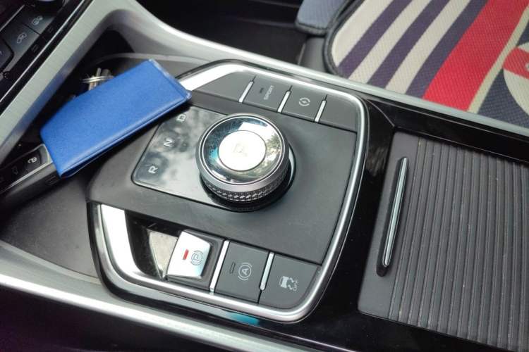 Used Geely Auto Emgrand GSe 2018 Zunshang Model Gear Lever