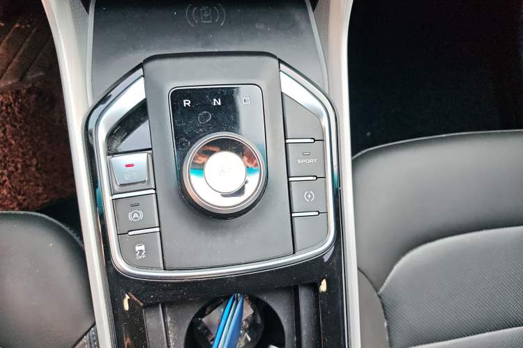 Used Geely Auto Emgrand GSe 2018 Zunshang Model Gear Lever
