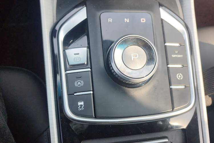 Used Geely Auto Emgrand GSe 2018 ZhenShang Model Gear Lever