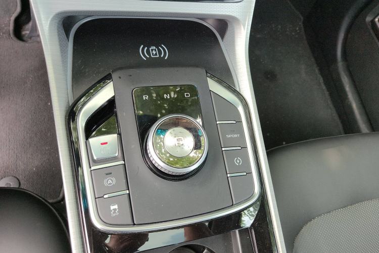 Used Geely Auto Emgrand GSe 2018 Zunshang Model Gear Lever