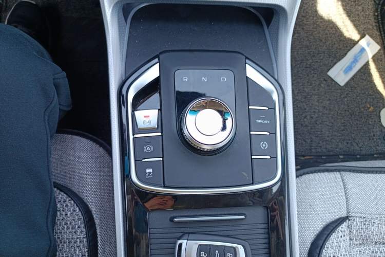 Used Geely Auto Emgrand GSe 2018 ZhenShang Model Gear Lever