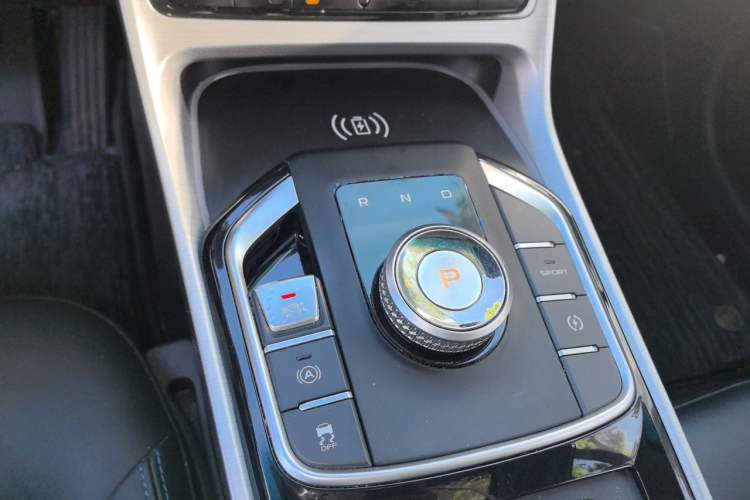Used Geely Auto Emgrand GSe 2018 Zunshang Model Gear Lever