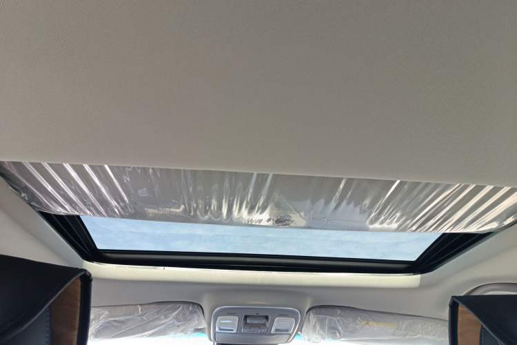 Used Geely Auto Emgrand GSe 2018 ZhenShang Model Headliner