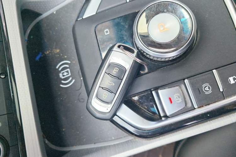 Used Geely Auto Emgrand GSe 2018 Zunshang Model Interior 1
