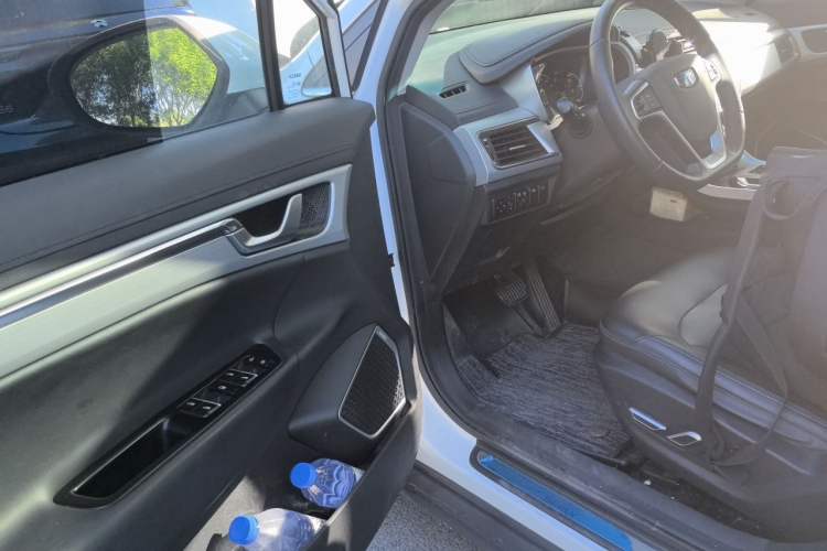 Used Geely Auto Emgrand GSe 2018 Zunshang Model Interior 3
