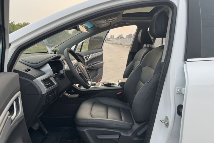 Used Geely Auto Emgrand GSe 2018 ZhenShang Model Interior 6