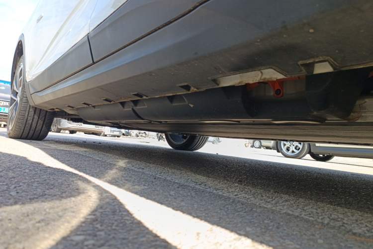 Used Geely Auto Emgrand GSe 2018 ZhenShang Model Left Side Sill