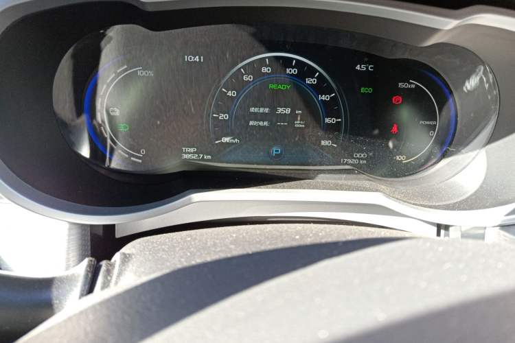 Used Geely Auto Emgrand GSe 2018 Zunshang Model Odometer Close Up
