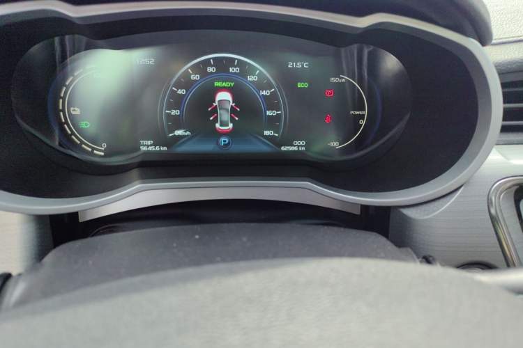 Used Geely Auto Emgrand GSe 2018 Zunshang Model Odometer Close Up