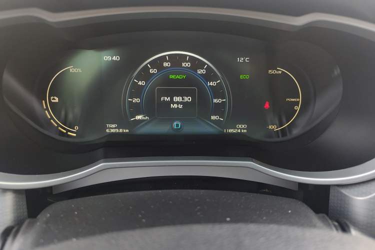 Used Geely Auto Emgrand GSe 2018 ZhenShang Model Odometer Close Up