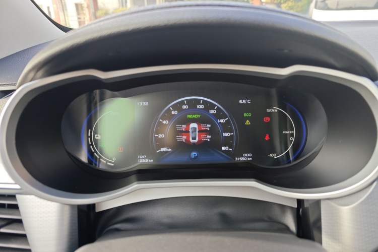 Used Geely Auto Emgrand GSe 2018 Zunshang Model Odometer Close Up