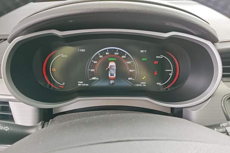 Used Geely Auto Emgrand GSe 2018 Zunshang Model Odometer Close Up