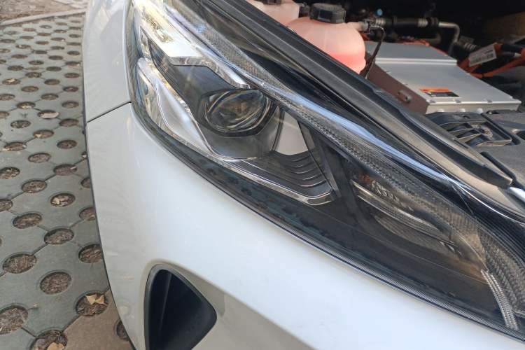 Used Geely Auto Emgrand GSe 2018 Zunshang Model Right Front Headlight