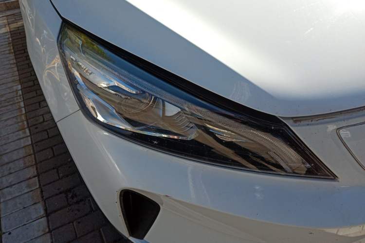 Used Geely Auto Emgrand GSe 2018 Zunshang Model Right Front Headlight