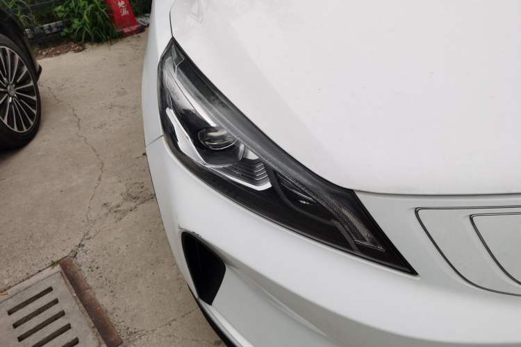 Used Geely Auto Emgrand GSe 2018 Zunshang Model Right Front Headlight