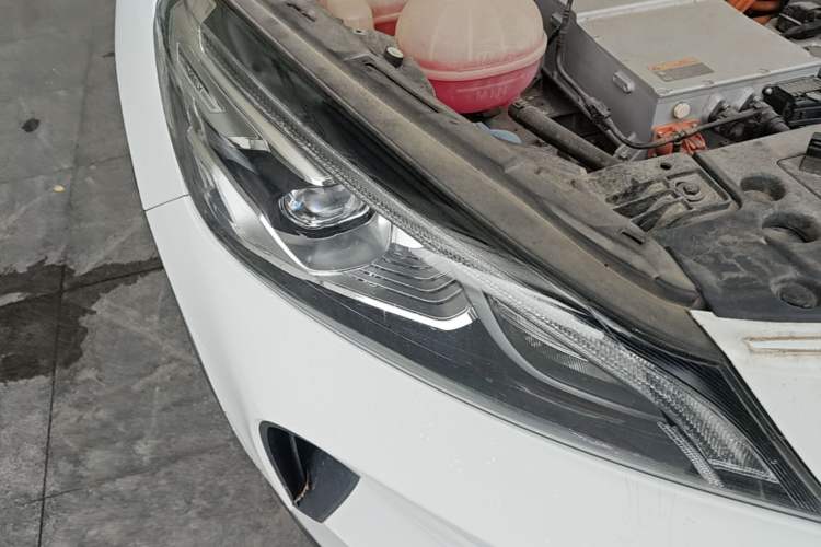 Used Geely Auto Emgrand GSe 2018 Zunshang Model Right Front Headlight