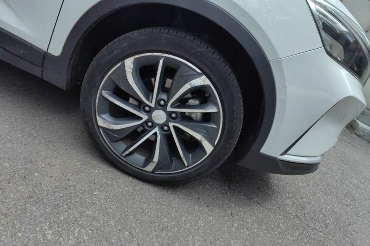 Used Geely Auto Emgrand GSe 2018 Zunshang Model Right Front Wheel Hub
