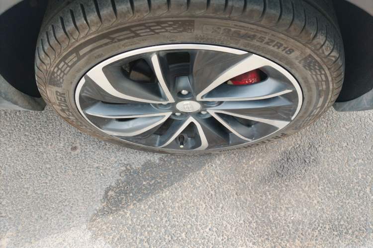 Used Geely Auto Emgrand GSe 2018 ZhenShang Model Right Front Wheel Hub