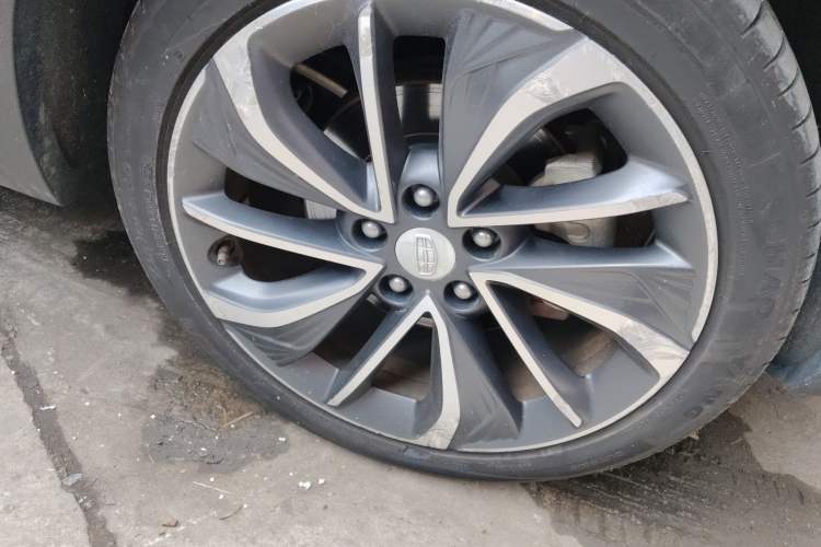 Used Geely Auto Emgrand GSe 2018 Zunshang Model Right Front Wheel Hub