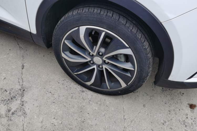 Used Geely Auto Emgrand GSe 2018 Zunshang Model Right Front Wheel Hub