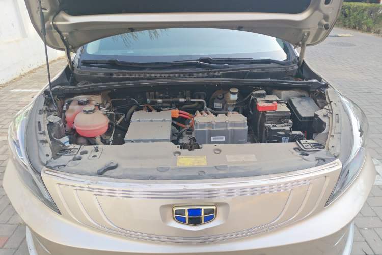 Used Geely Auto Emgrand GSe 2018 Zunshang Model Engine Bay