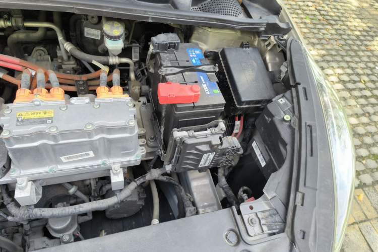 Used Geely Auto Emgrand GSe 2018 ZhenShang Model Engine Bay Left
