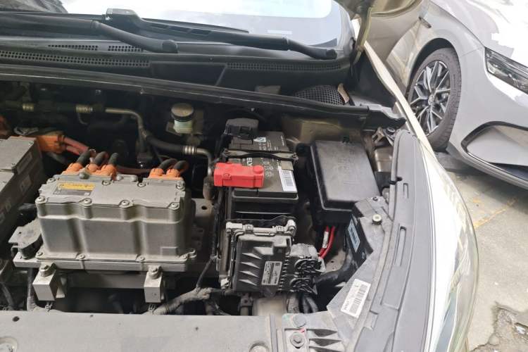 Used Geely Auto Emgrand GSe 2018 LingShang Model Engine Bay Left