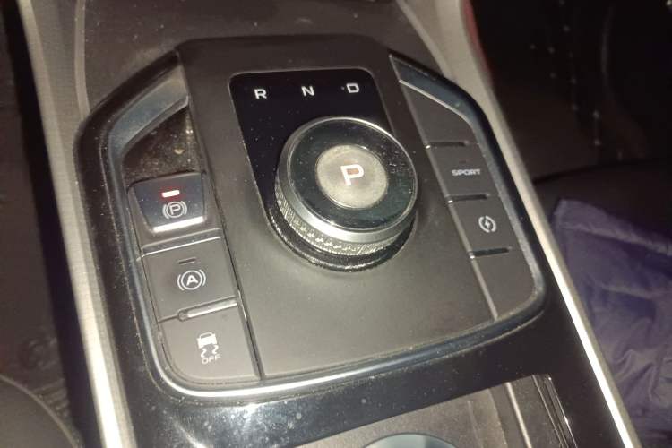 Used Geely Auto Emgrand GSe 2018 ZhenShang Model Gear Lever