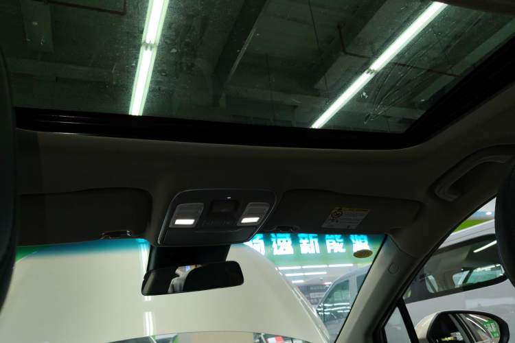 Used Geely Auto Emgrand GSe 2018 ZhenShang Model Headliner