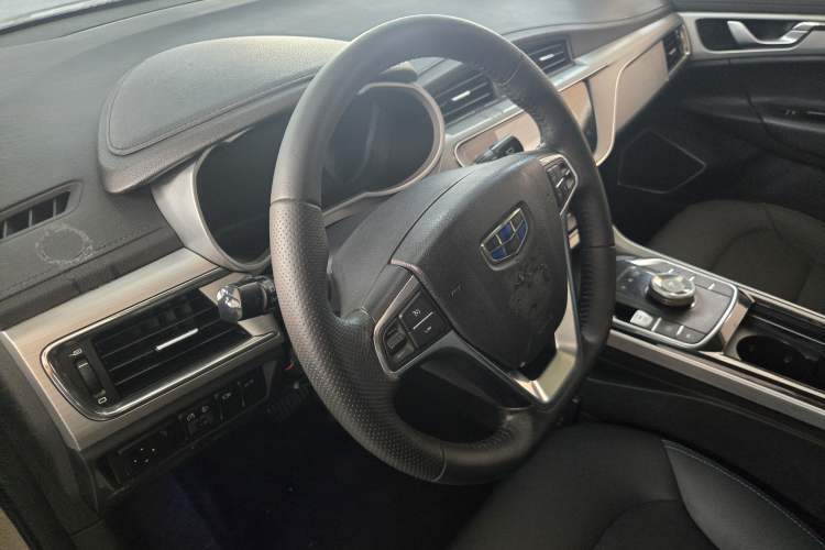 Used Geely Auto Emgrand GSe 2018 ZhenShang Model Interior 1