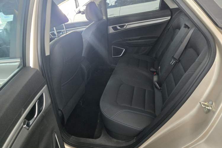 Used Geely Auto Emgrand GSe 2018 ZhenShang Model Interior 3
