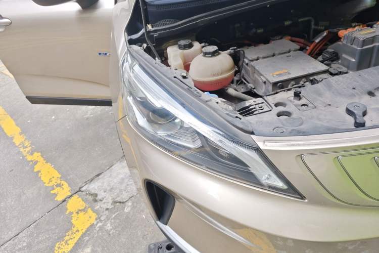 Used Geely Auto Emgrand GSe 2018 LingShang Model Right Front Headlight