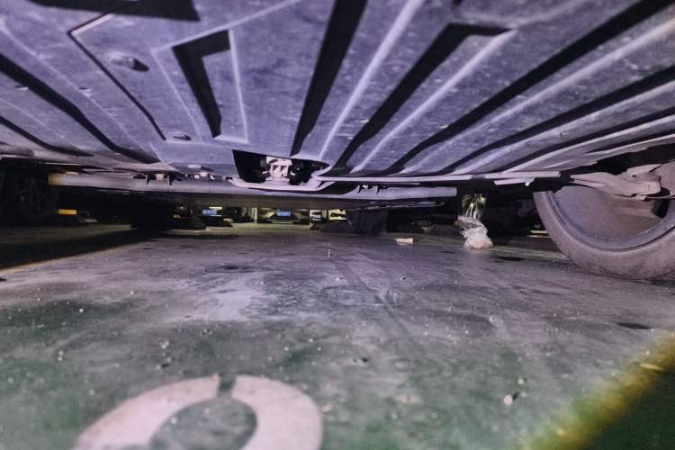 Used Geely Auto Emgrand GSe 2019 500 ZhenShang Edition Chassis Front