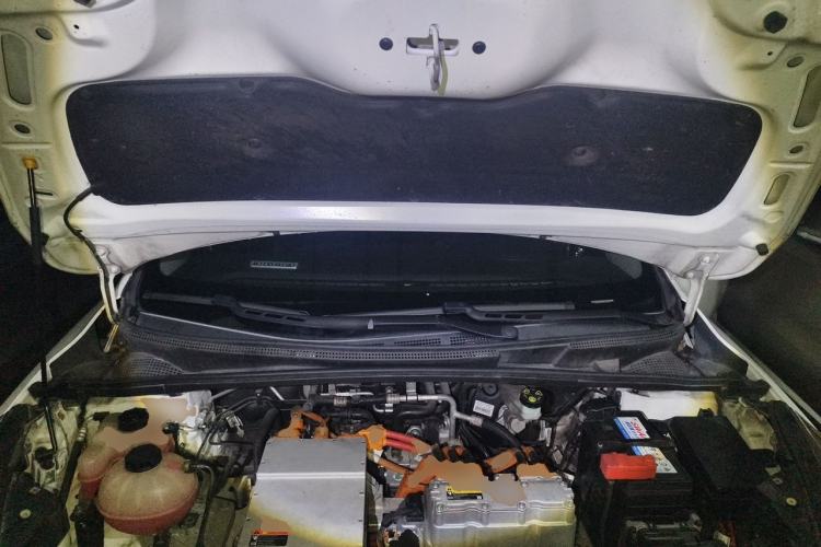 Used Geely Auto Emgrand GSe 2019 500 ZhenShang Edition Engine Bay