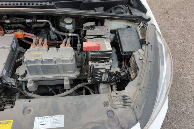 Used Geely Auto Emgrand GSe 2019 Revised Version 500 Prestige Edition Engine Bay Left