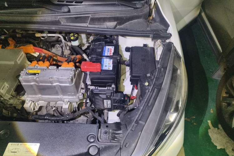 Used Geely Auto Emgrand GSe 2019 500 ZhenShang Edition Engine Bay Left