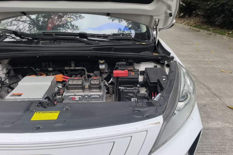 Used Geely Auto Emgrand GSe 2019 Restyled 500 LingShang Version Engine Bay Left