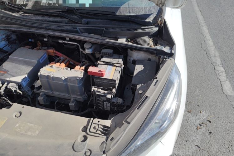 Used Geely Auto Emgrand GSe 2019 500 ZhenShang Edition Engine Bay Left