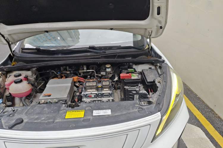 Used Geely Auto Emgrand GSe 2019 Revised Version 600 Luxury Edition Engine Bay Left
