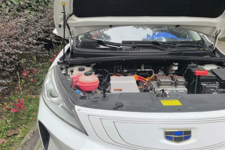 Used Geely Auto Emgrand GSe 2019 Restyled 500 LingShang Version Engine Bay Right