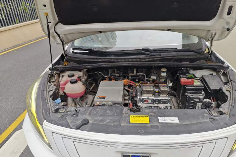 Used Geely Auto Emgrand GSe 2019 Revised Version 600 Luxury Edition Engine Bay Right