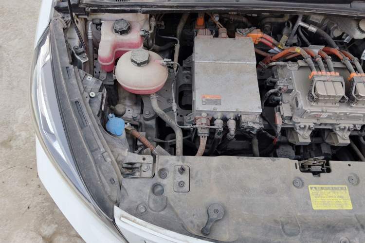Used Geely Auto Emgrand GSe 2019 600 Luxury Edition Engine Bay Right