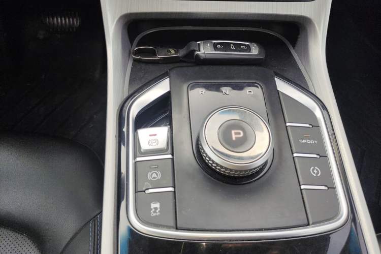 Used Geely Auto Emgrand GSe 2019 500 ZhenShang Edition Gear Lever