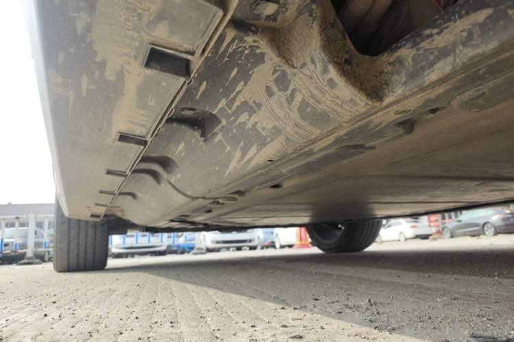 Used Geely Auto Emgrand GSe 2019 500 ZhenShang Edition Left Side Sill
